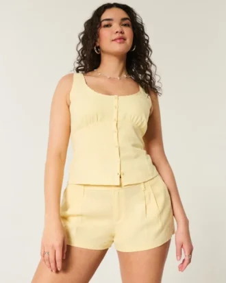 Szorty Hollister Livvy z mieszanki lnu z niskim stanem Szorty Hollister Livvy z mieszanki lnu z niskim stanem