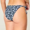 Szydełkowa lamówka Boczne wiązanie Figi bikini typu cheeky