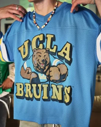 Uniwersytet Kalifornijski w Los Angeles, koszulka futbolowa z grafiką Bruins