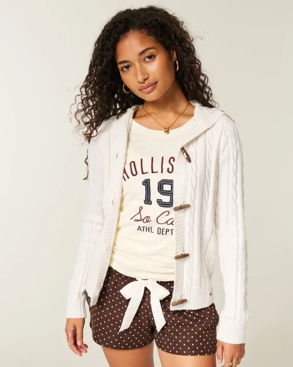 Świąteczna kolekcja Hooded Cable-Knit Toggle Cardigan Świąteczna kolekcja Hooded Cable-Knit Toggle Cardigan
