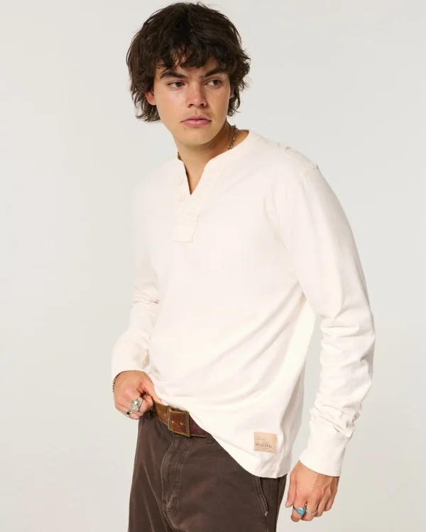 Świąteczna koszulka z kapturem Henley Świąteczna koszulka z kapturem Henley